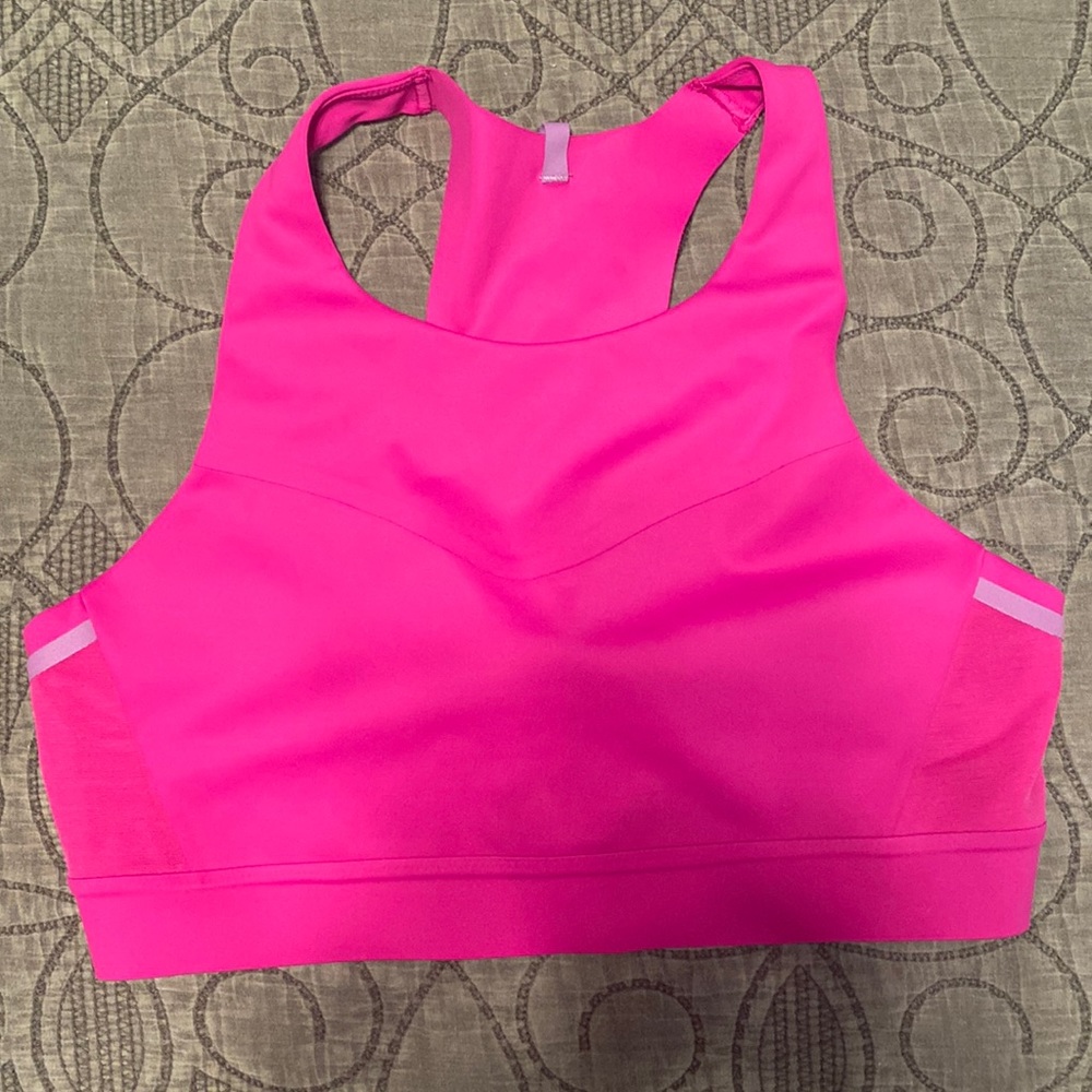 Brooks hot pink sports bra